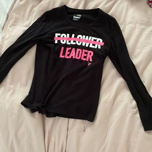 Long sleeve tee shirt